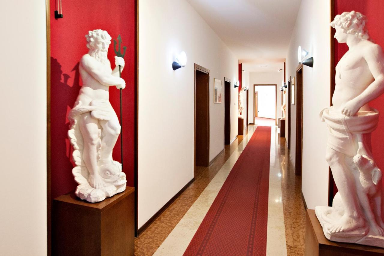 Hotel Garibaldi Padova Exterior photo